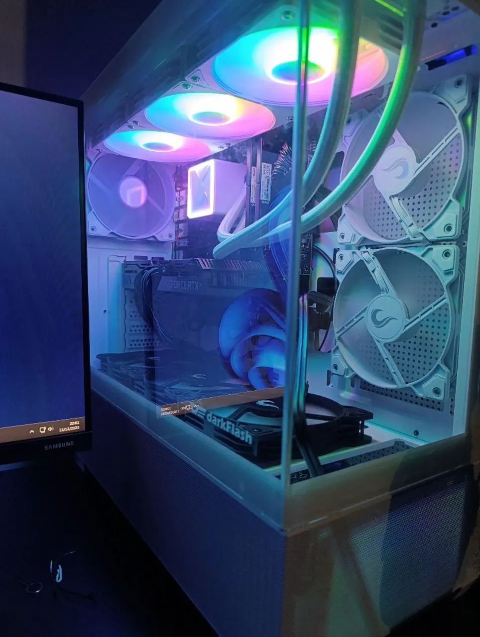 PC GAMER (RYZEN 7 5700X E 3060TI)