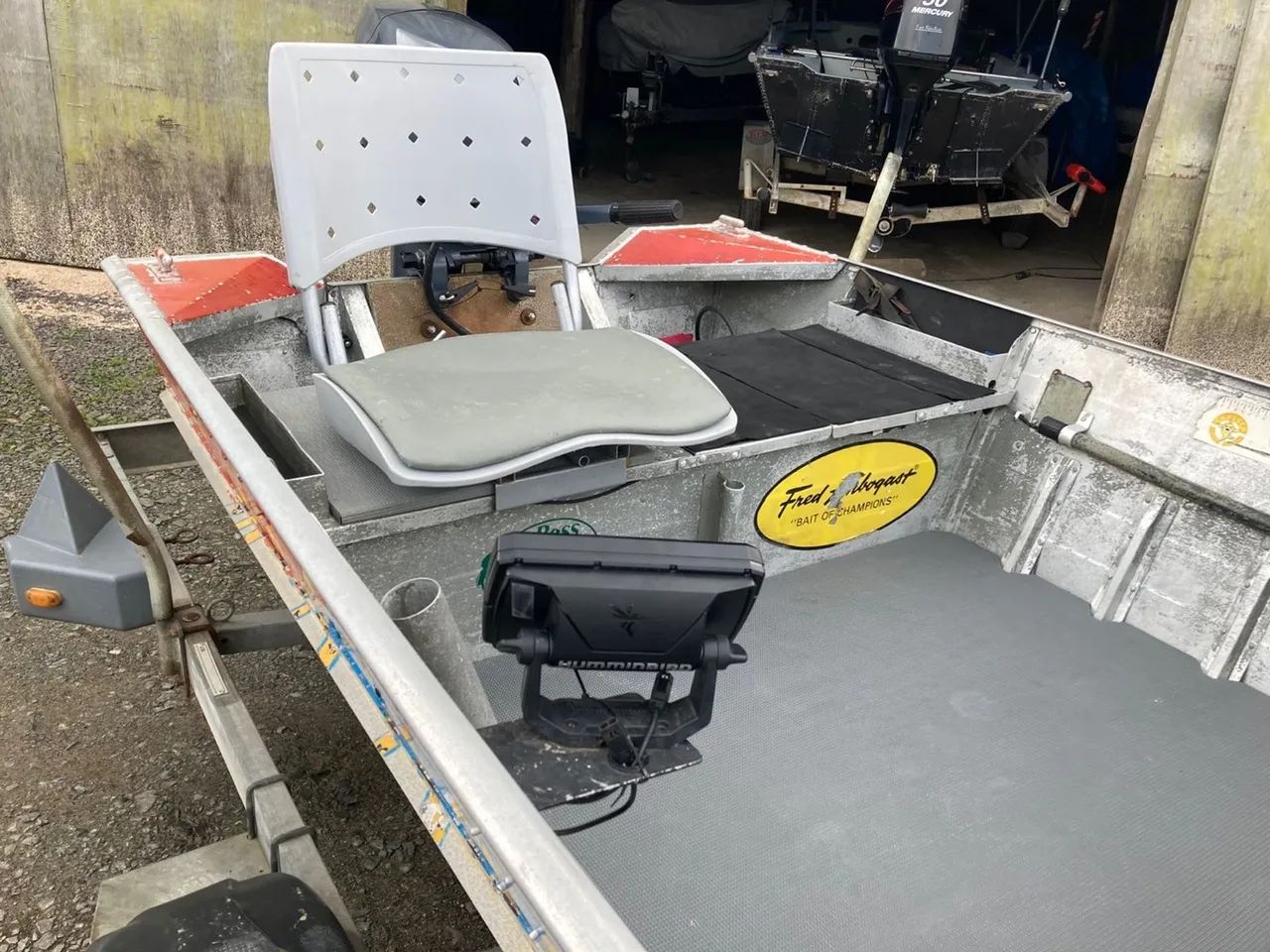 Barco de alumínio com motor - Ótimo estado! - Foto 8