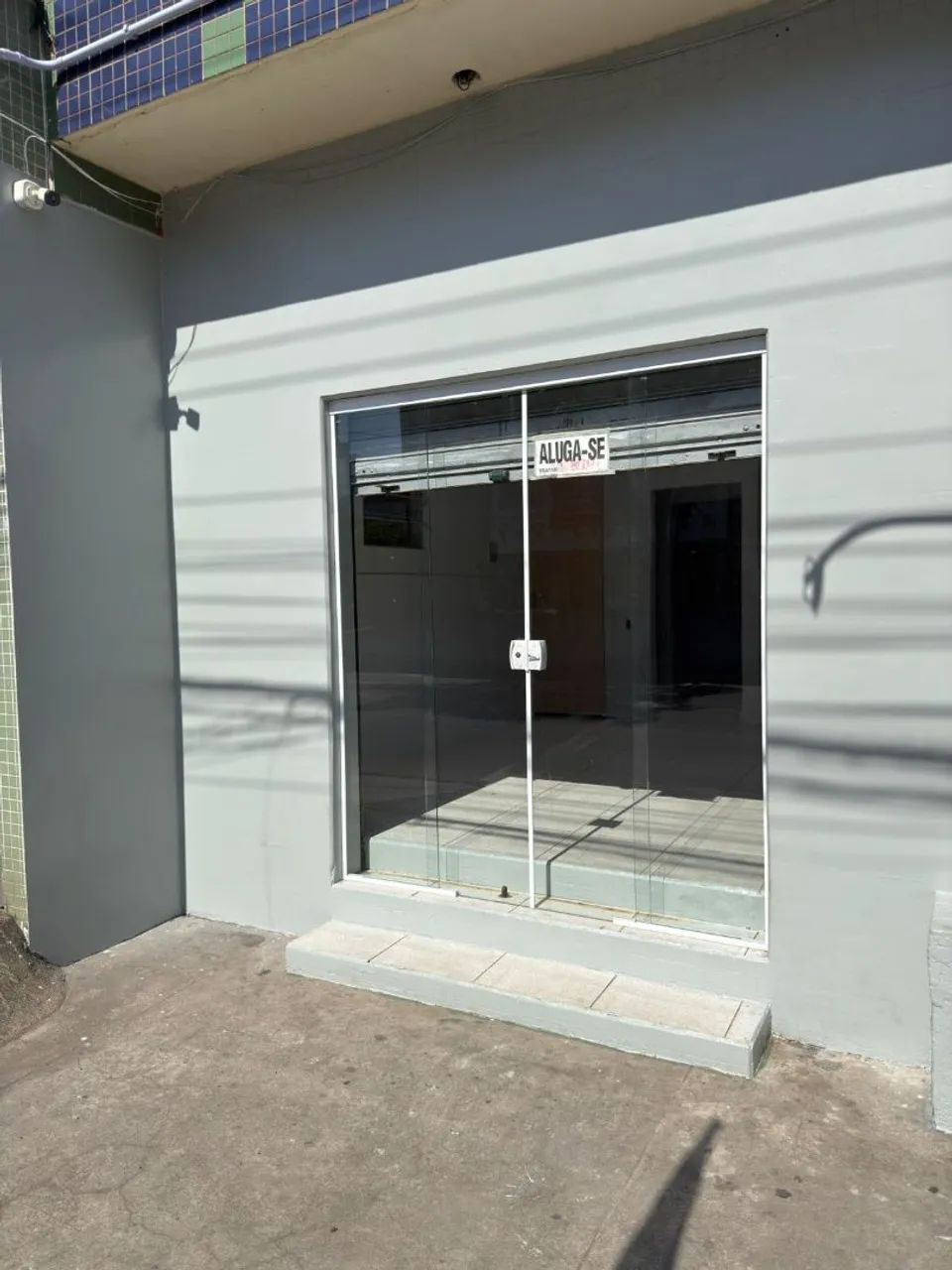 Linda loja em Itapuã 