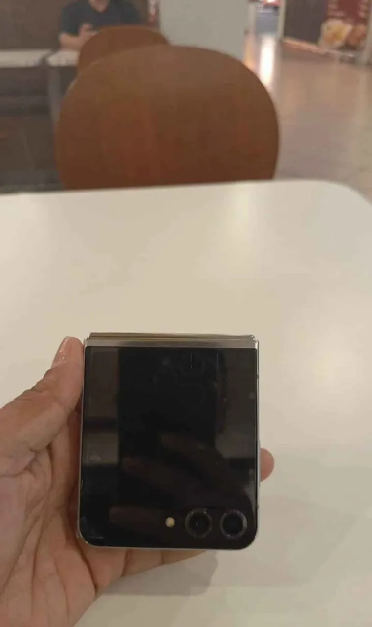 Samsung Flip 5