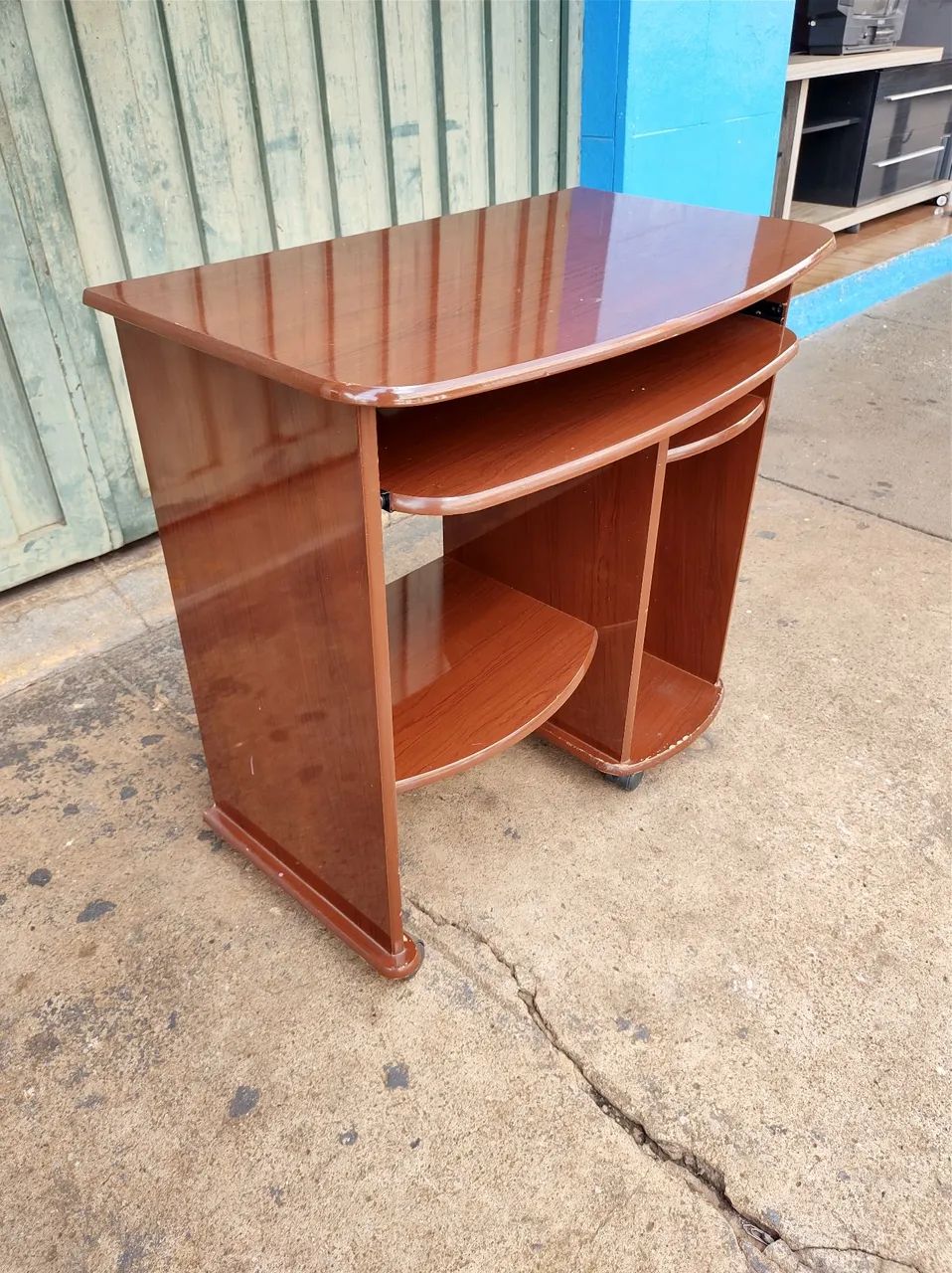 Mesinha para computador 64418735817859123