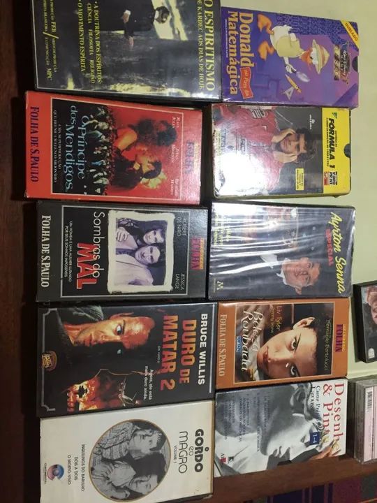 Lote de mais de 50 fitas VHS - Diversos Filmes - Ótimo estado - Foto 2