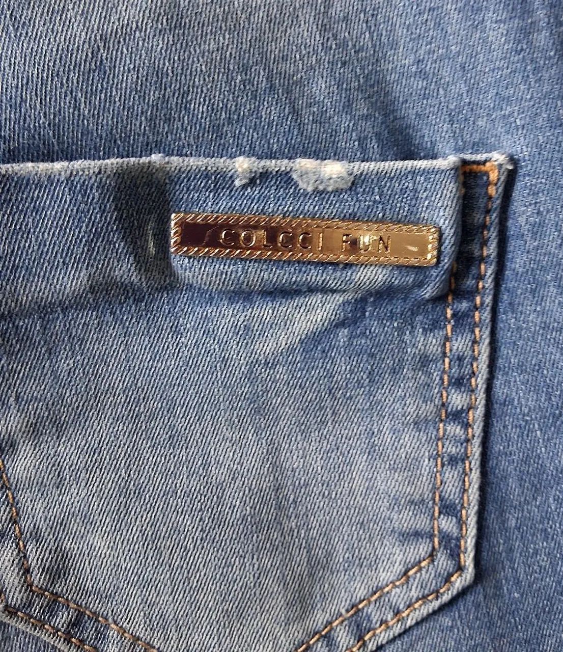 Calça jeans pantacourt Colcci Fun - Foto 4
