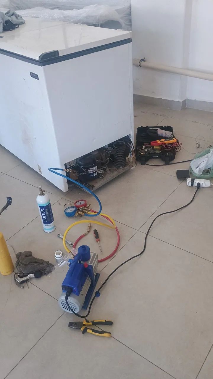 Manutenção em refrigeração 