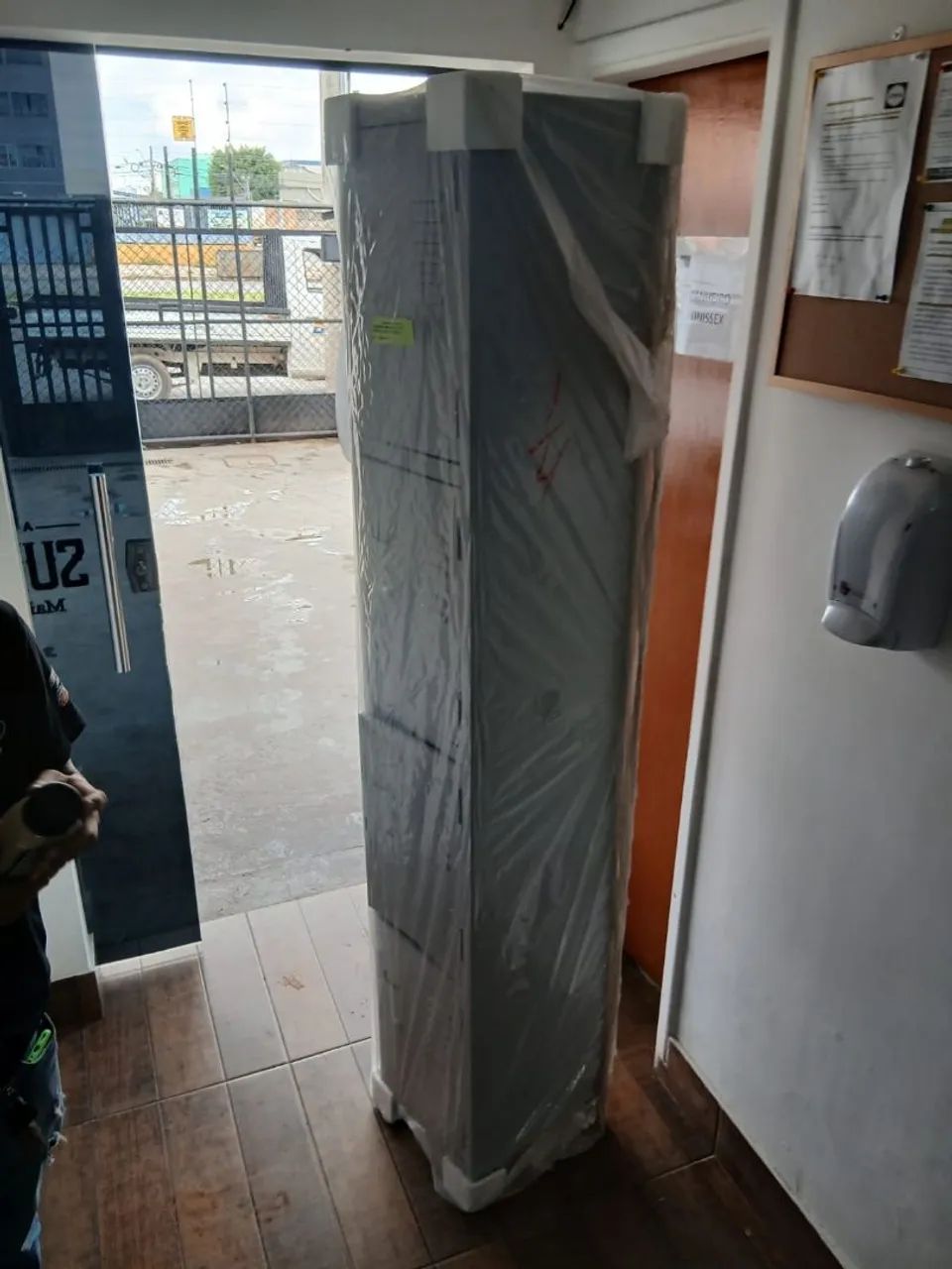 ROUPEIRO 4 PORTAS