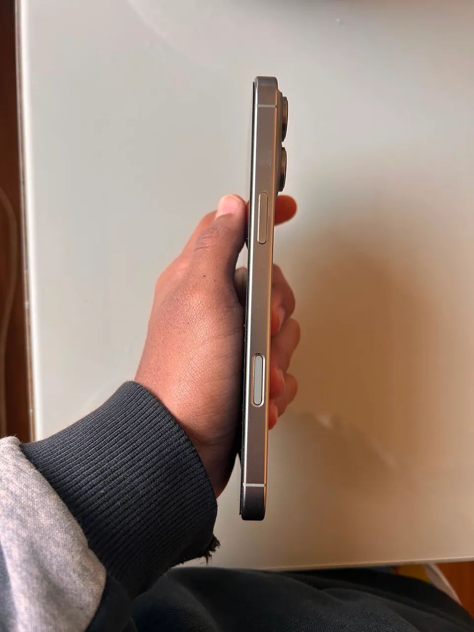 iPhone 16 pro max 256 - Foto 3