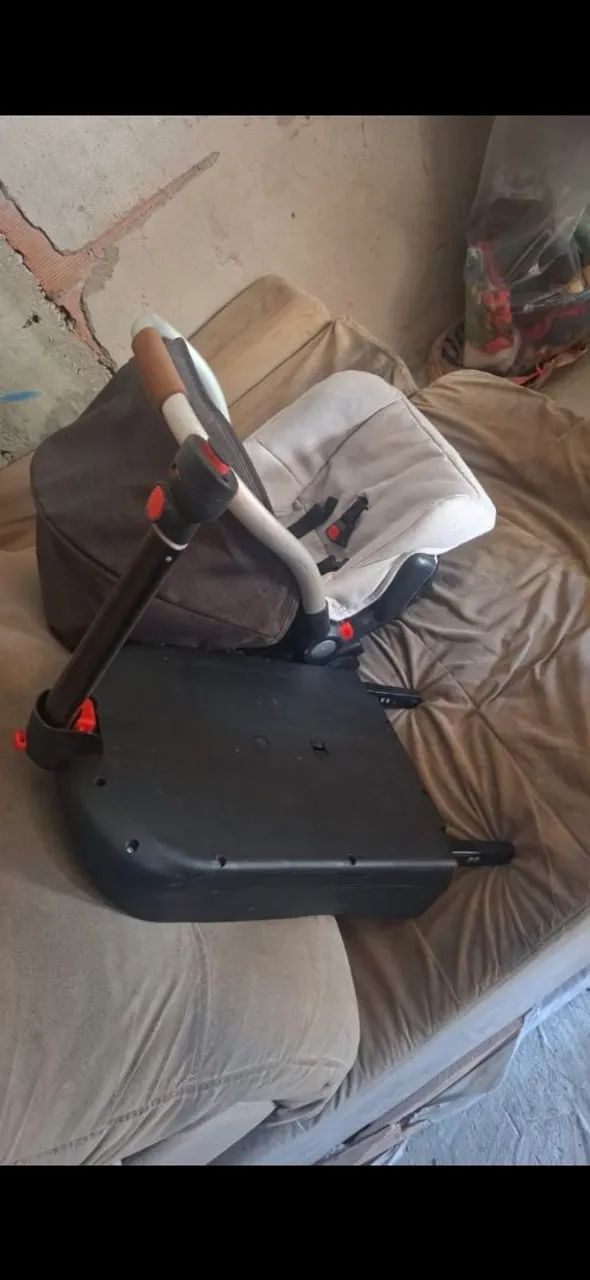 Bebe conforto completo com base valor 200