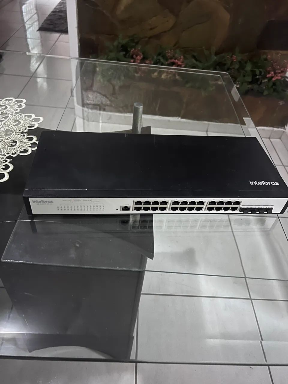Switch Intelbras 24 Portas Gigabit L2+. 