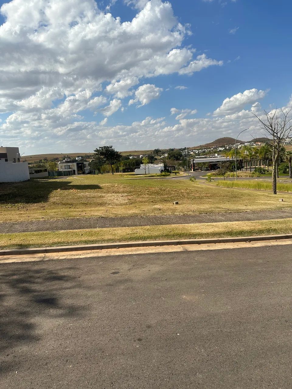 LOTE À VENDA - ALPHAVILLE BRASÍLIA