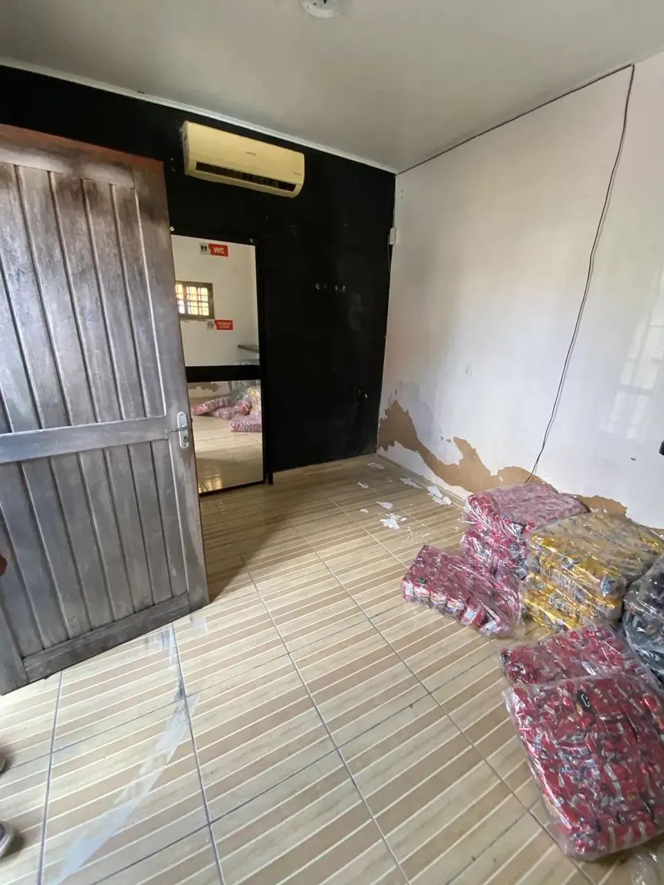 Galpao 135 mt2 levada com escritório top - Foto 2