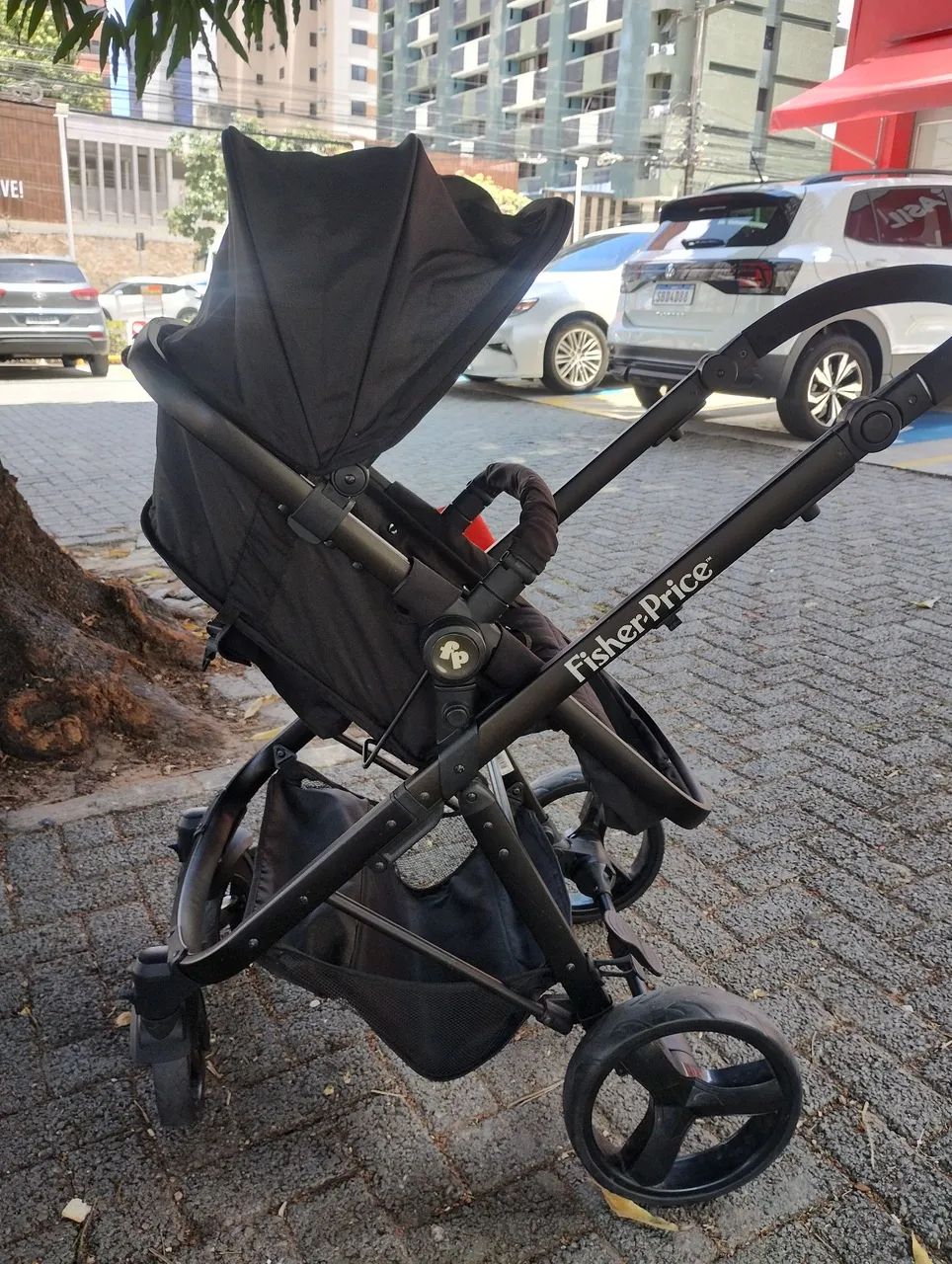 Vendo! Carrinho de bebê 