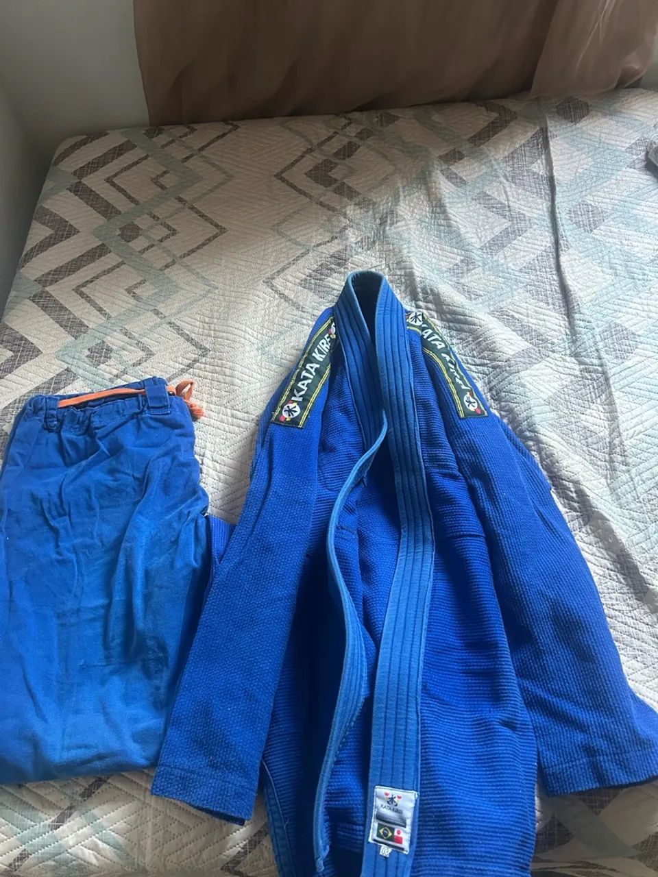 Kimono Kata Kire azul trançado 