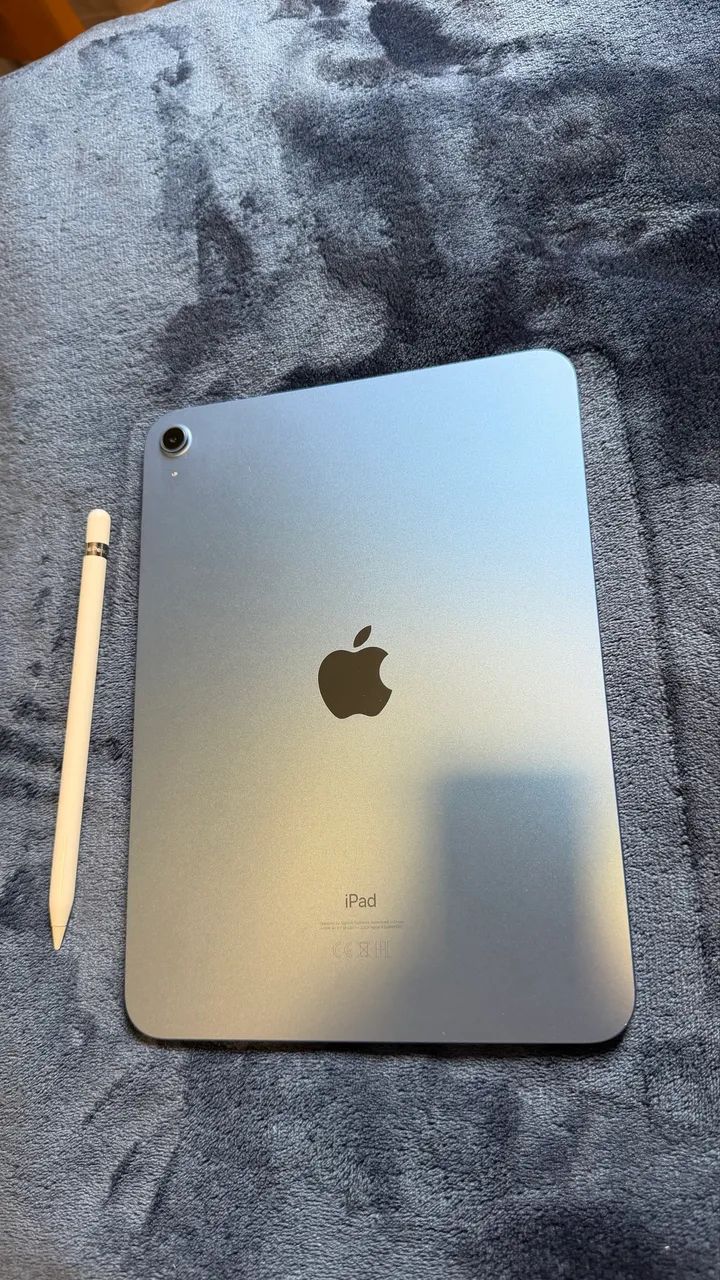 iPad 10th Azul com caneta 64gb 
