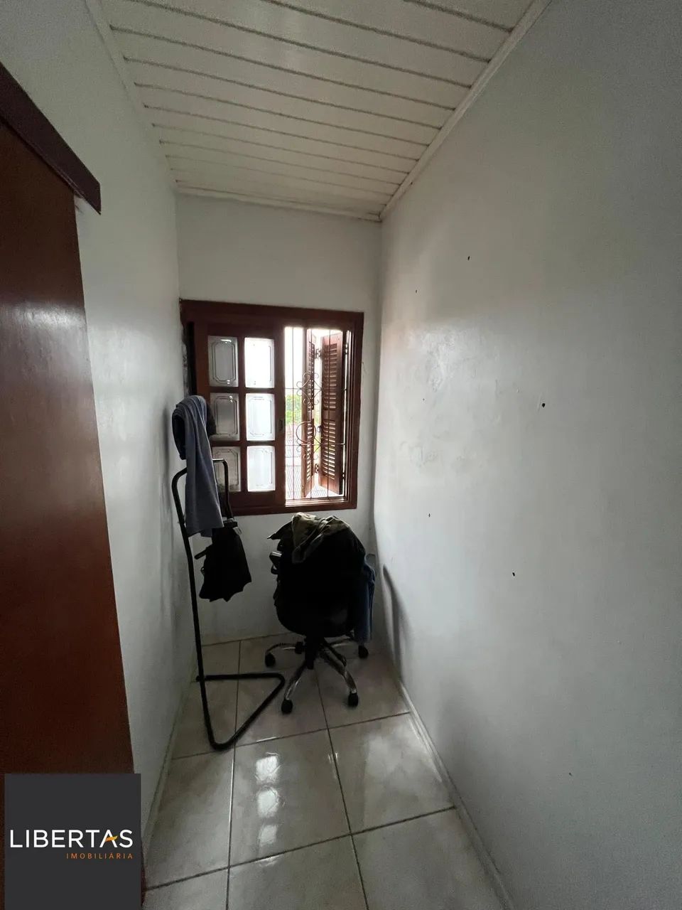 Casa Residencial Semimobiliada com 2 Suítes e Piscina em Viamão, RS - Foto 10