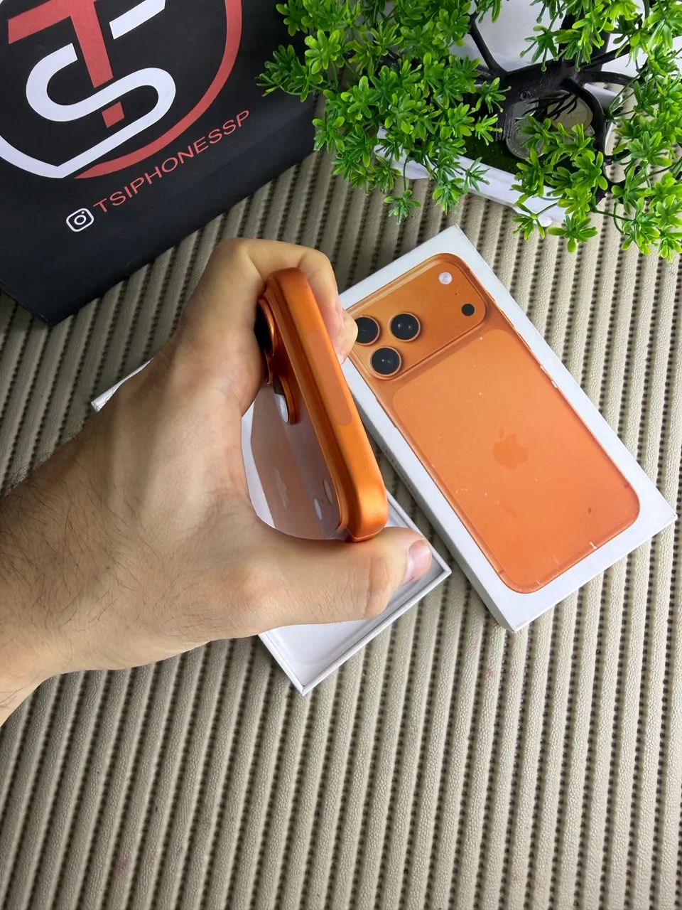 Iphone 17 pro max 256GB americano com apenas 51 ciclos novíssimo  - Foto 4