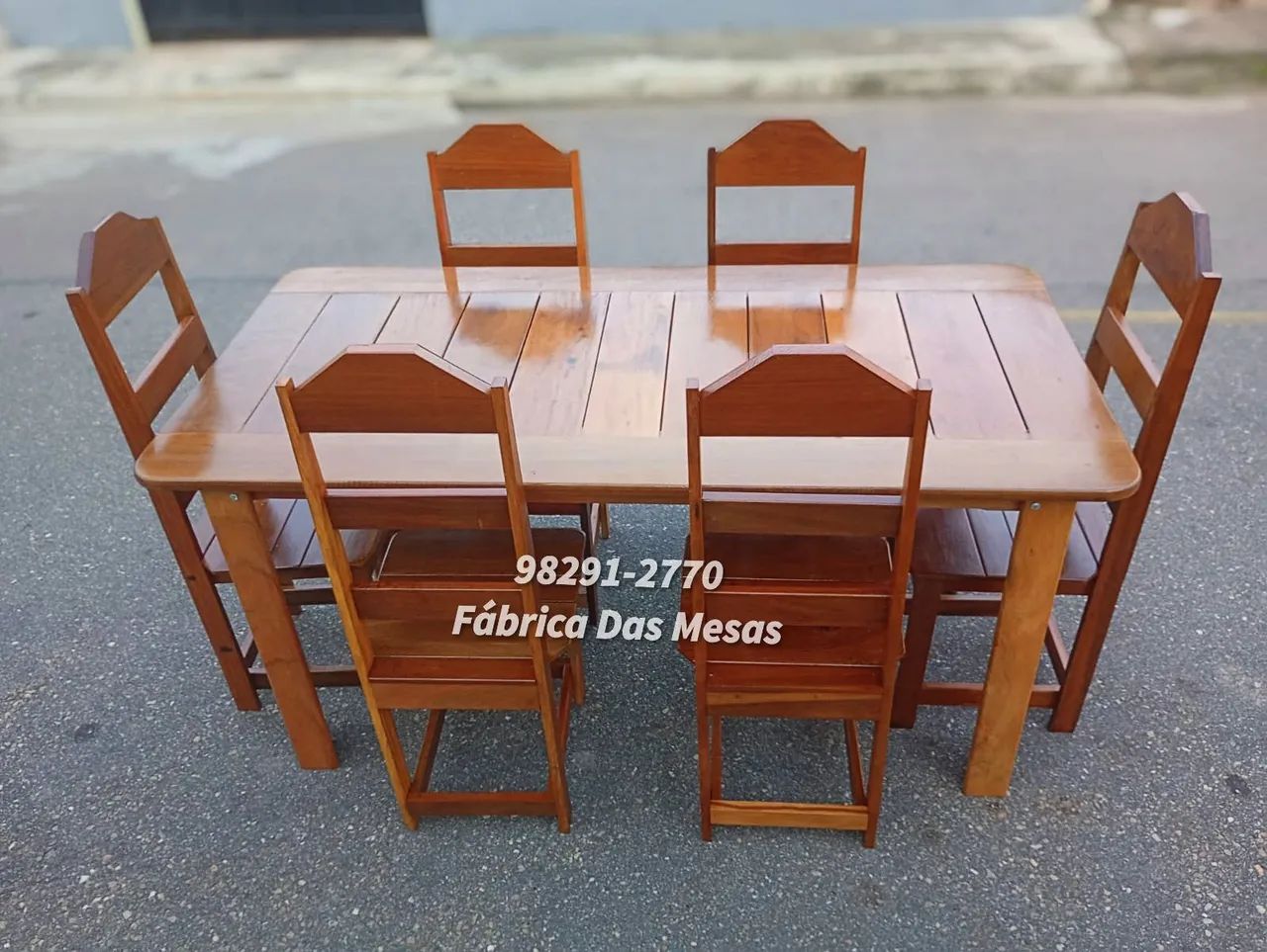 MESA DE MADEIRA DE LEI COM 6 CADEIRAS  - Foto 4