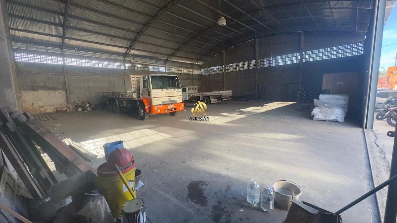 GALPÃO COM 520M² PARA LOCAÇÃO EM SOTECO  VILA VELHA/ES - Foto 2