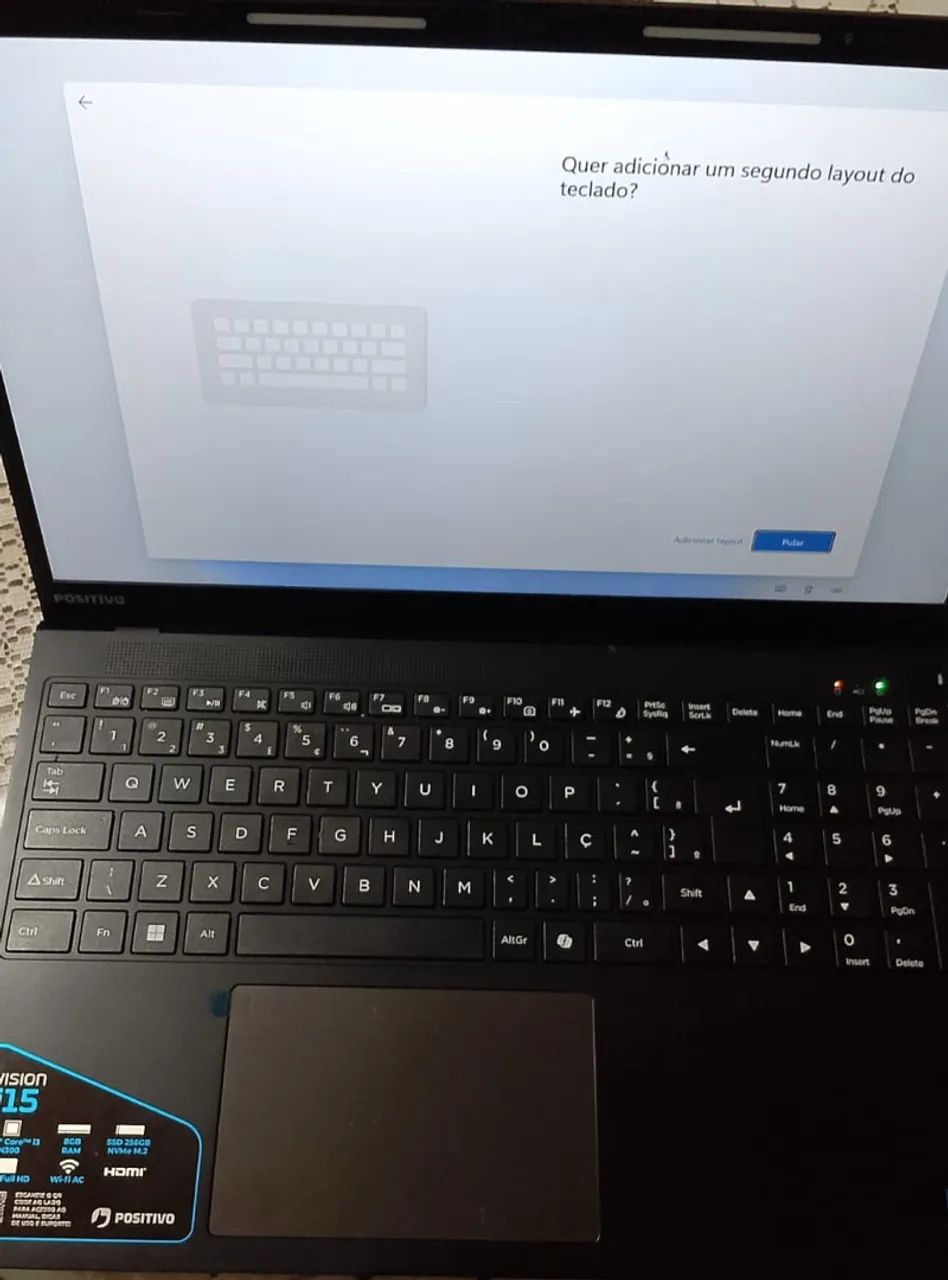 Notebook Positivo com 10 meses de uso 
