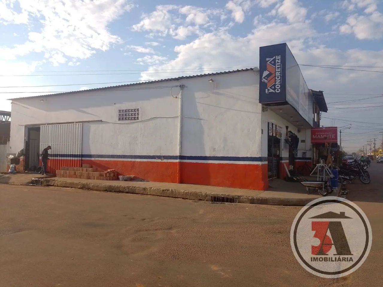 iMPERDIVEL IMOVEL COMERCIAL DE 220M2 - ZONA SUL AV. PAU FERRO