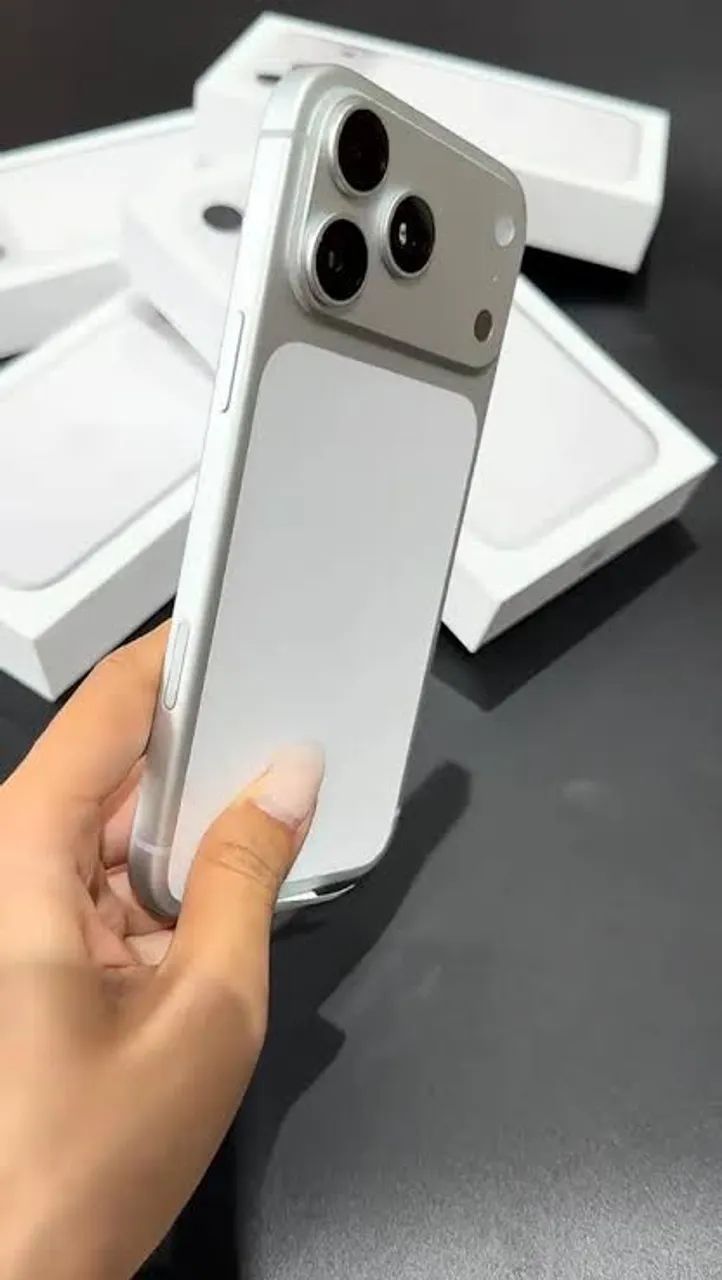 iPhone 17 branco - Foto 3