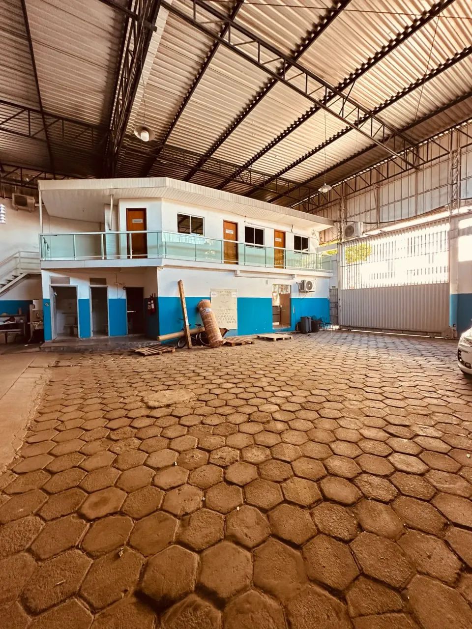 Alugo galpao 650,00m2 Vitoria ES - Foto 2