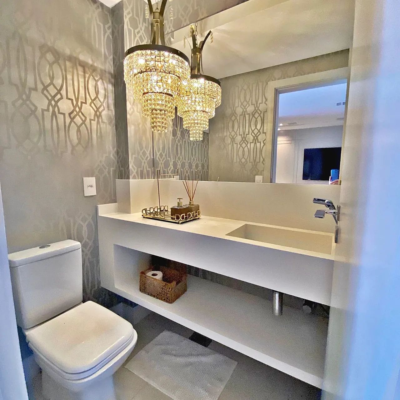 Apartamento MOBILIADO com 2 suítes sendo 1 master com closet, 143 m² - Campinas - São José - Foto 7