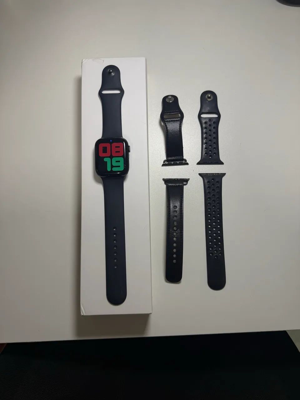 Apple Watch Series 7 45mm (Midnight) na Caixa + Pulseiras Extras - Foto 2