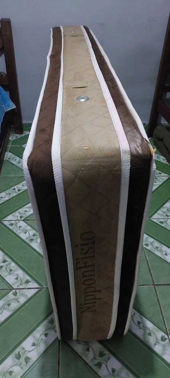 Vendo colchão e a cama vai de BRINDE! - Foto 3