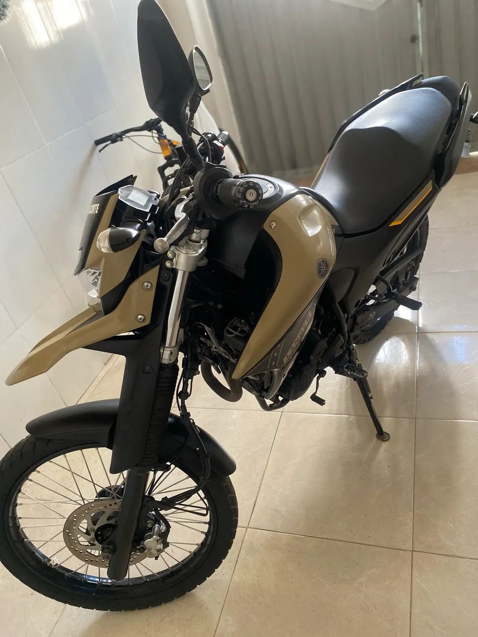 Lander 250  - Foto 4