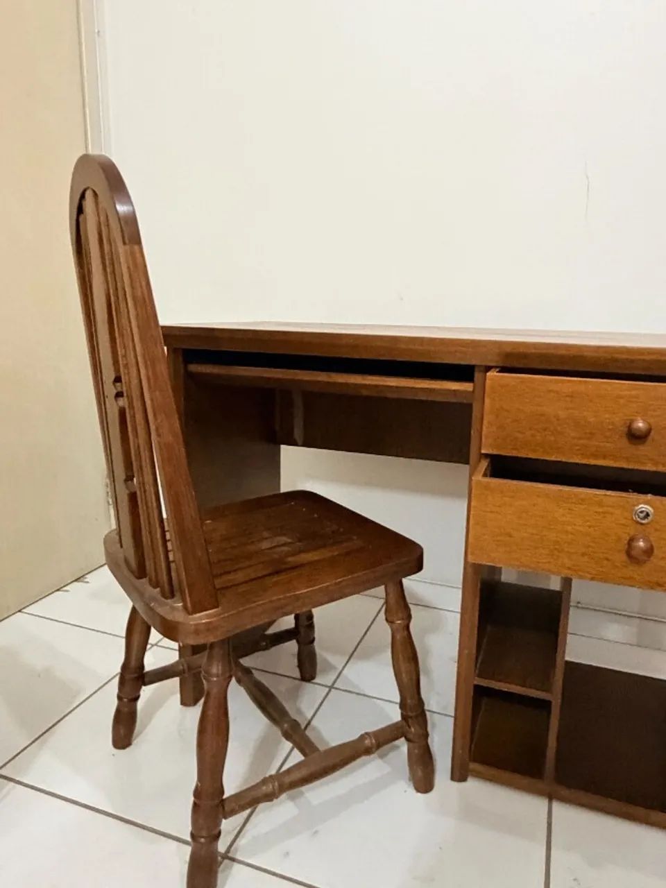 Mesa de escritorio com cadeira, madeira maçiça65566208756097123