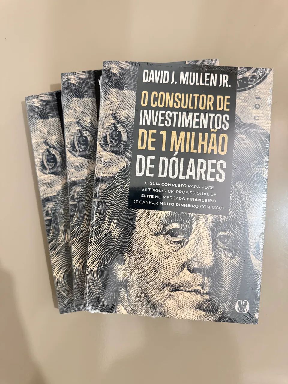 Livro sobre finanças - Foto 2
