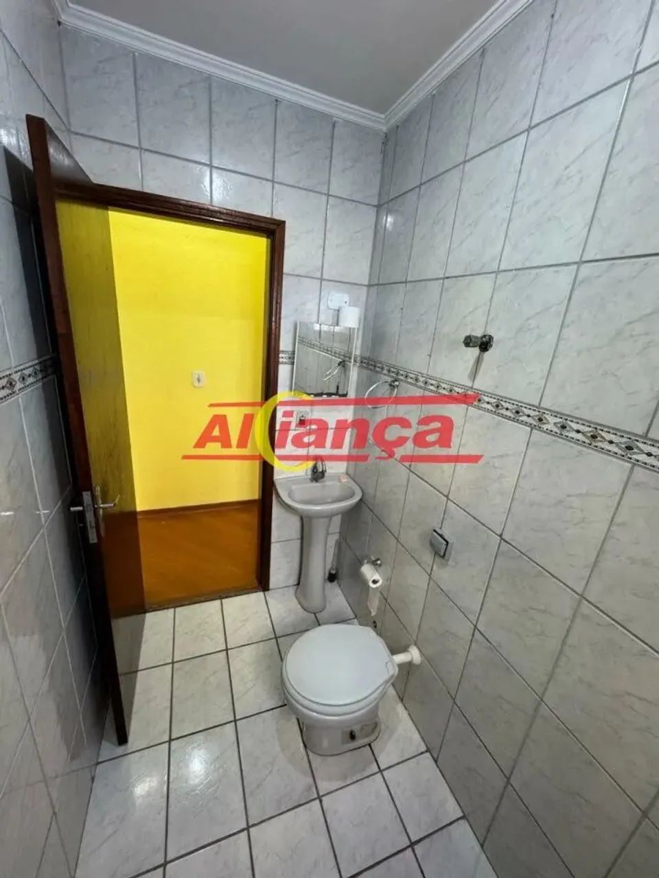 SOBRADO Á VENDA COM 3 SUÍTES + EDÍCULA no JARDIM SANTA MENA em GUARULHOS/SP - Foto 14