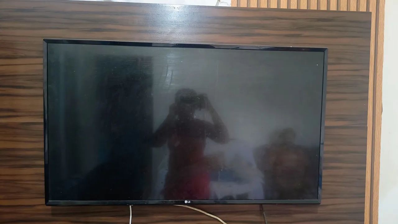 Vendo smartv com defeito 