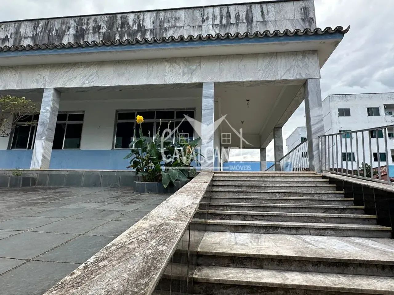 Casa térrea ampla 5 quartos em Centro - Itaboraí - RJ - Foto 3