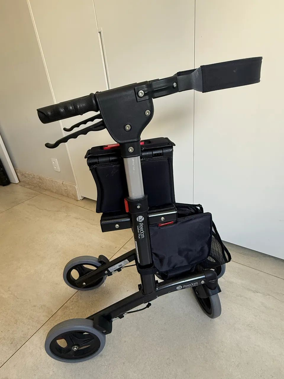 Andador freedom walker plus  - Foto 4