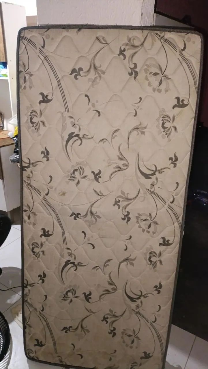 Single bed with 6 legs65576114148993123