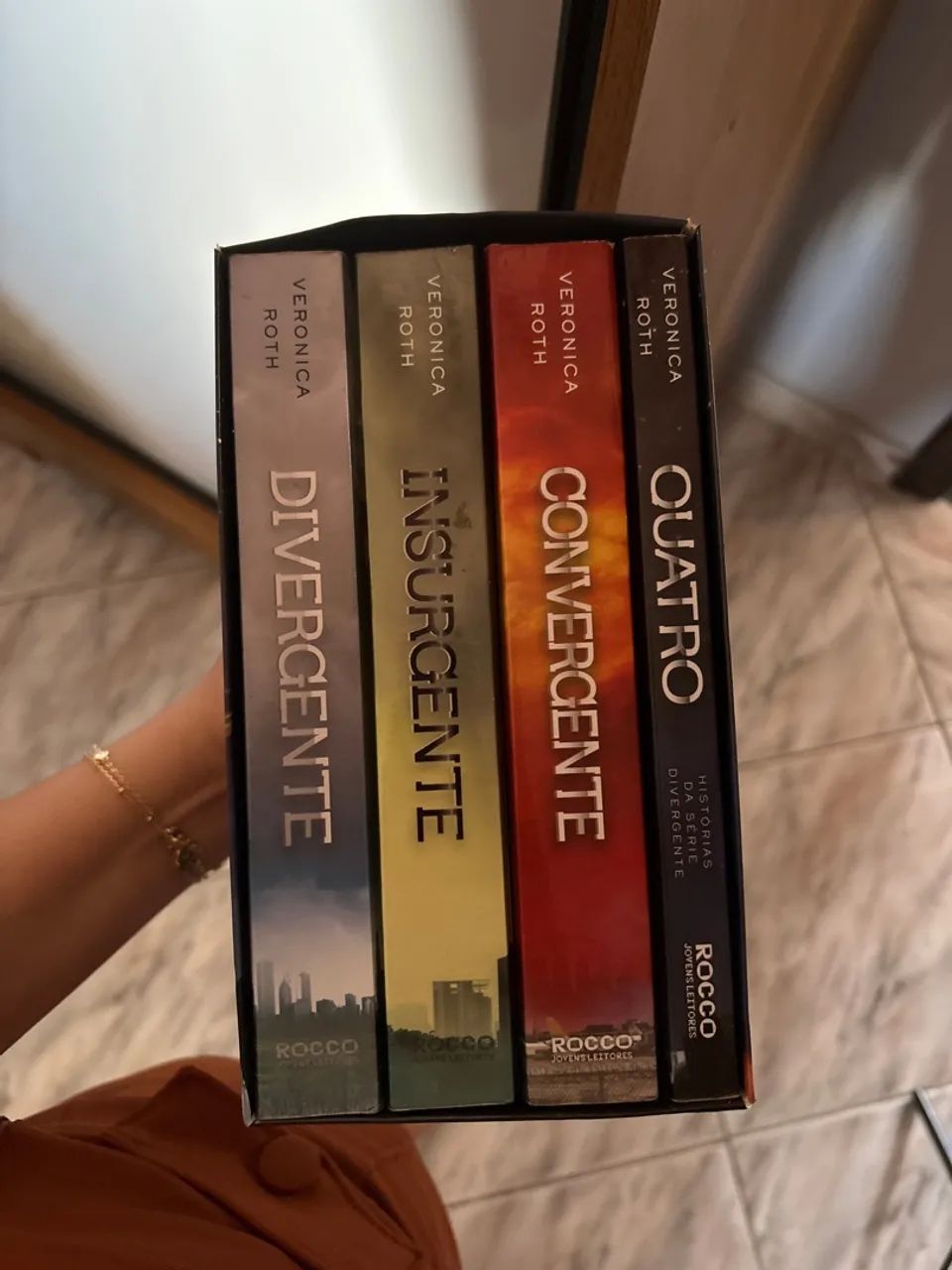Box divergente - Foto 2
