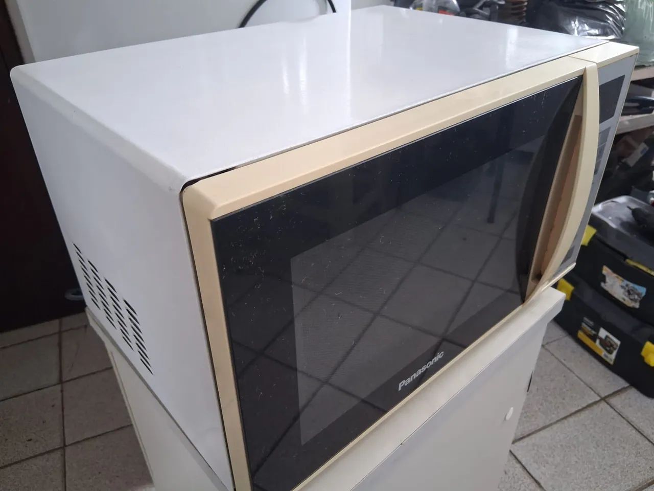 Microondas Panasonic 25 litros  - Foto 2