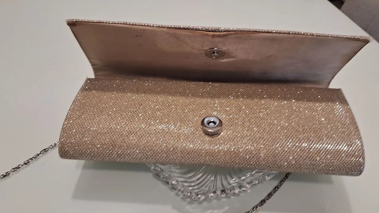 Clutches dourada  - Foto 4