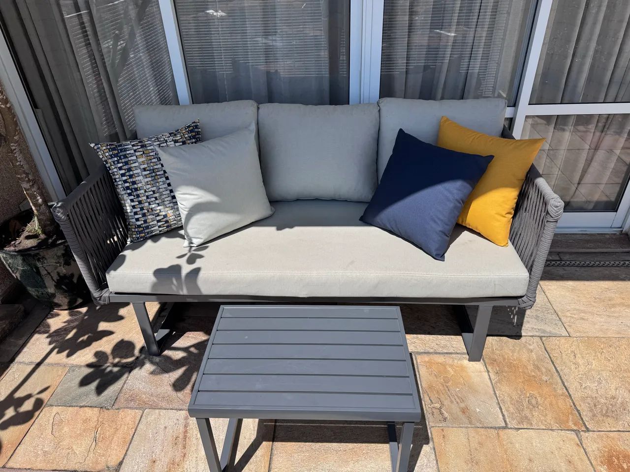 Sofa corda nautica cinza externo com mesa de centro para Jardim e Varanda - Foto 2