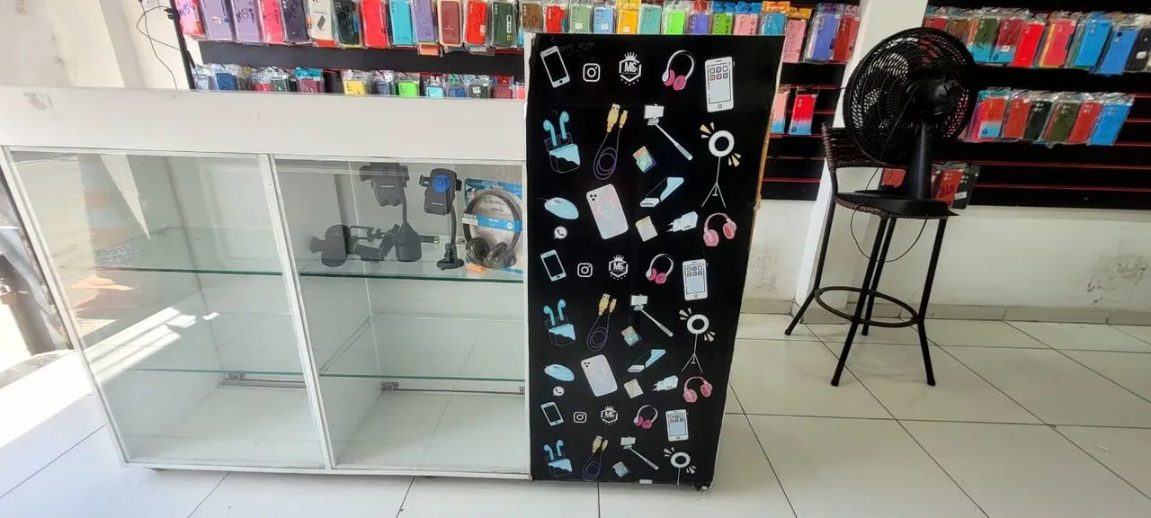 Balcão com vitrine para loja  - Foto 2
