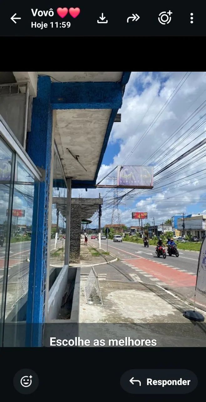Prédio com loja e Área construída  para apartamento e estrutura para construir . - Foto 4