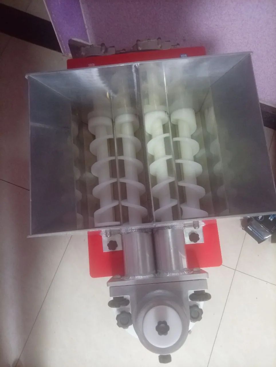 Máquina de salgado semi nova 