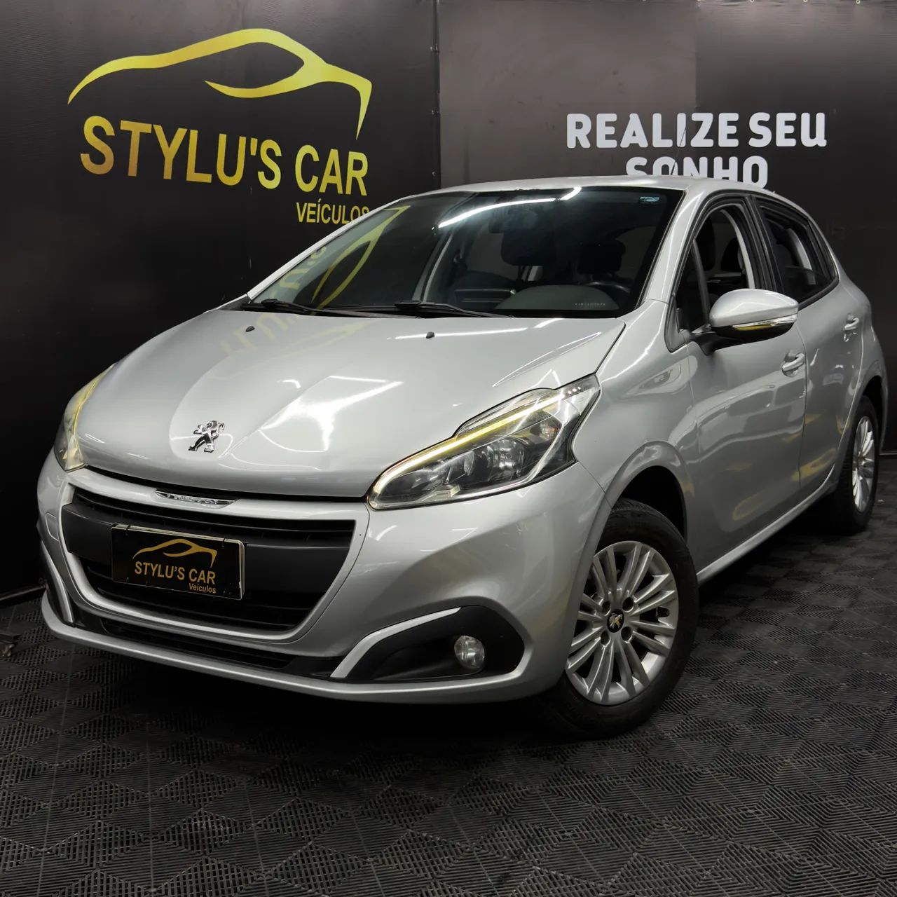 Peugeot 208 Active Pack 1.2 Flex 12V 5P Mec. 2018