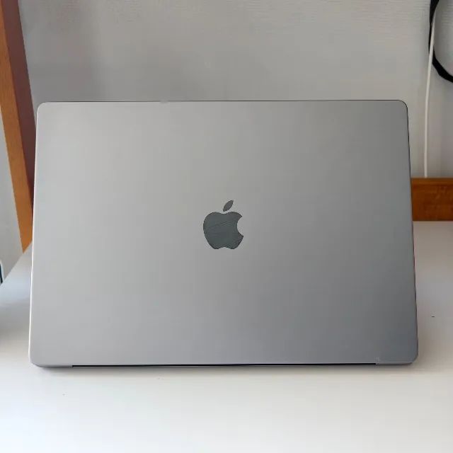 MACBOOK PRO 16 M1 MAX 64GB/1TB - SPACE GRAY - 32GPU - Foto 2