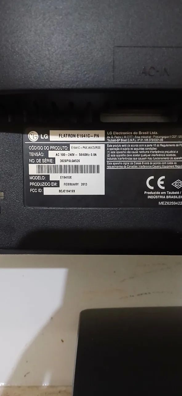 Monitor LG Flatron E1941C 18,5" LED HD VGA - Funcionando Perfeitamente - Foto 3