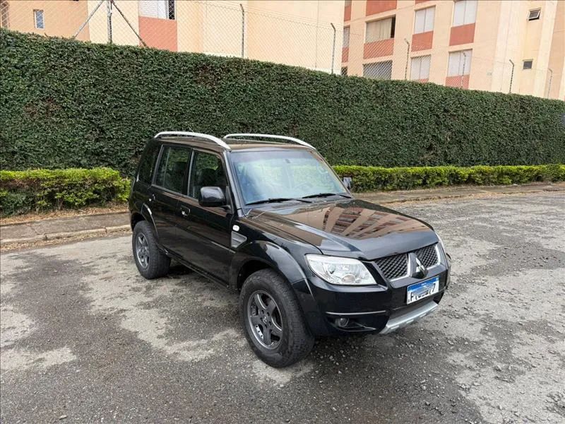 Mitsubishi Pajero 2015