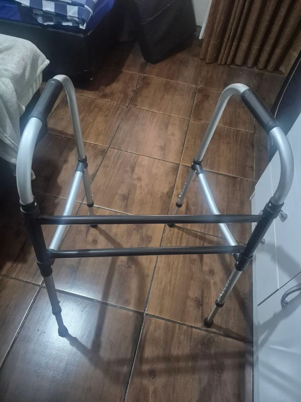 Cadeira de rodas - Foto 5