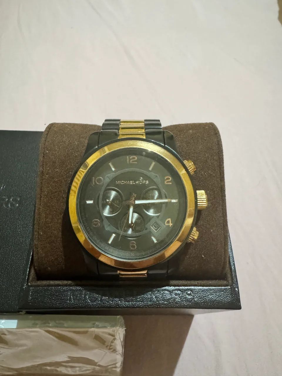 Relógio Michael Kors original preto/dourado modelo MK-8189