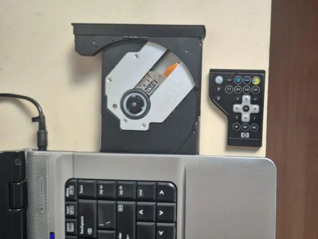 Notebook Pavilion DV6000 Nostalgico Impecavel Windows XP com WIFI - Foto 3